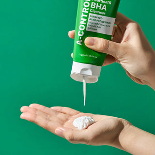 NINE LESS A-Control Heartleaf & BHA Cleanser